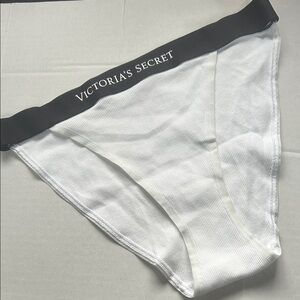 For bundles only - Victoria's Secret cotton panties ribbed White / Black M